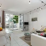 Joy4you Near And Center Apartamento *