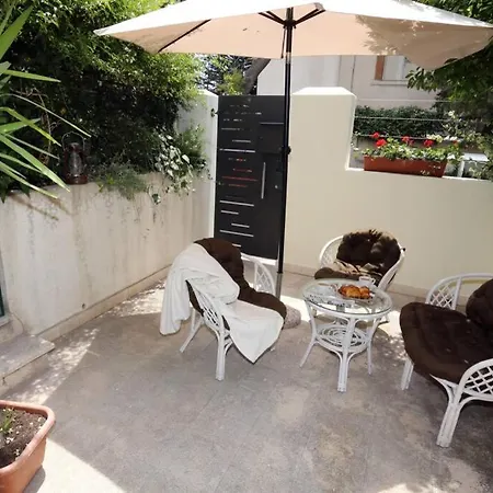 Apartman Joy4you Near And Center Split